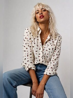 XL Blair Scottie Dog print off white button down collared shirt.  Hearts,